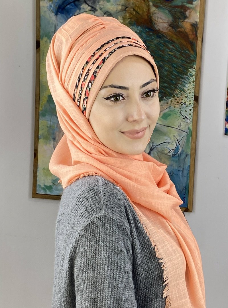 BUTİK AMBAR Açık Somon Asimetrik Turuncu Çiçekli Drapeli Hazır Şal