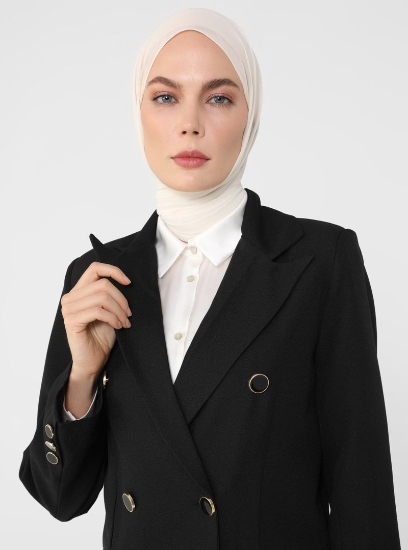 Refka Siyah Düğme Detaylı Ceket