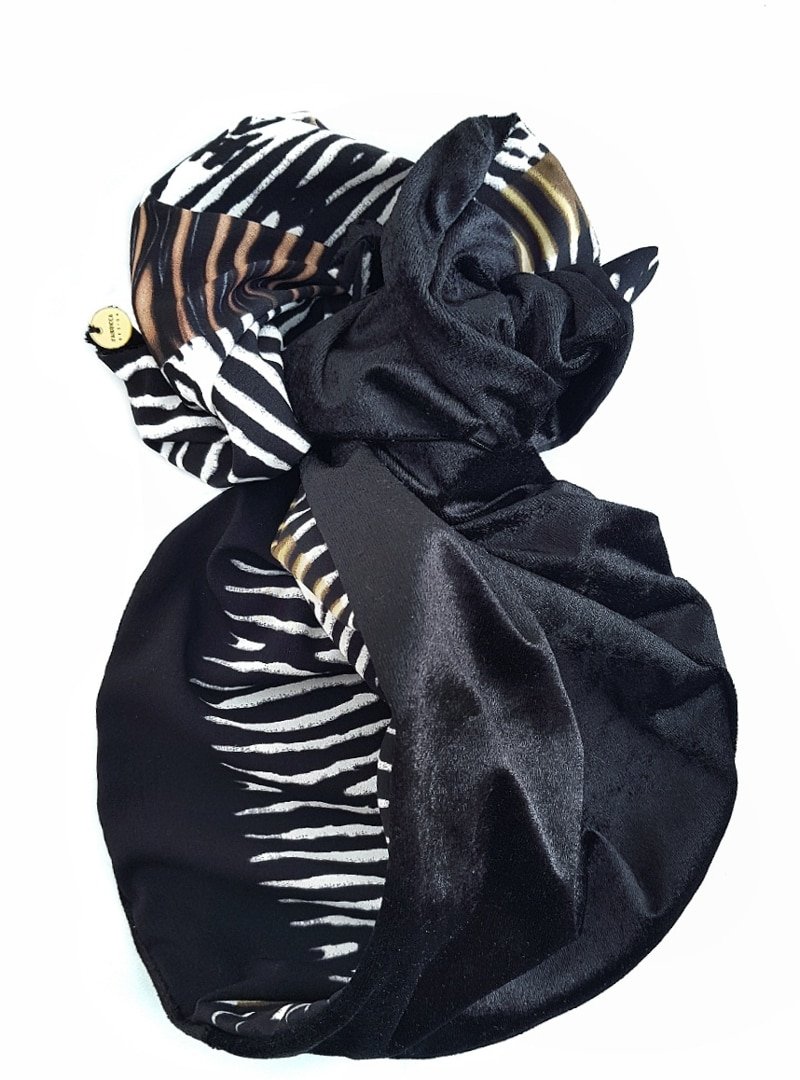 Fabricca Design Siyah Düz Renk İçi Telli Kadife Bone