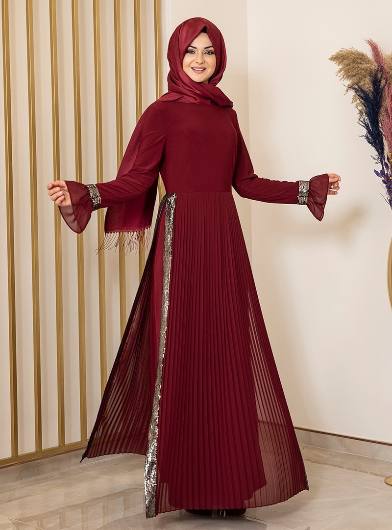 Fashion Showcase Design Bordo Eylül Abiye Elbise
