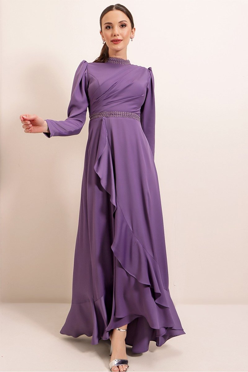 Saygı Giyim Lila Yaka Ve Beliboncuk Nakışlı Önü Volanlı Krep Saten Uzun Abiye Elbise