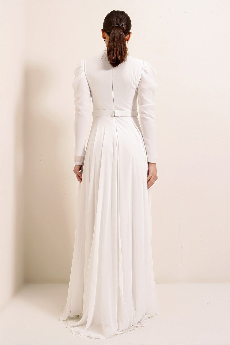 Saygı Giyim Ekru Önü Düğme Detaylı Pileli Beli Boncuk Kemerli Astarlı Uzun Şifon Abiye Elbise