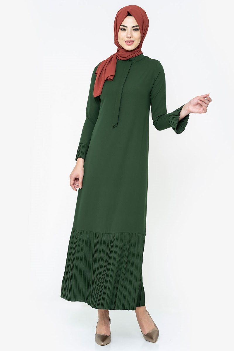 Beyza Yeşil Piliseli Elbise
