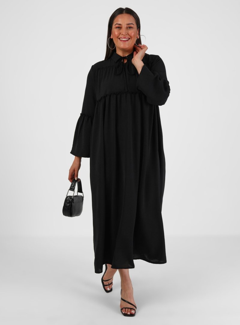 Alia Siyah Büyük Beden Yakası Bağlamalı Rahat Kesim Elbise
