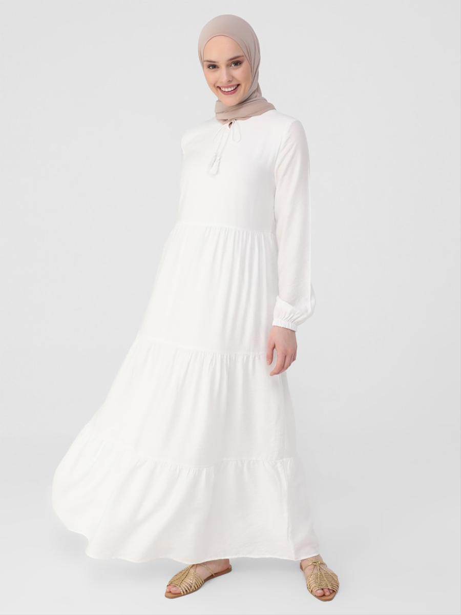 Refka Off White Püskül Detaylı Kat Kat Astarlı Elbise