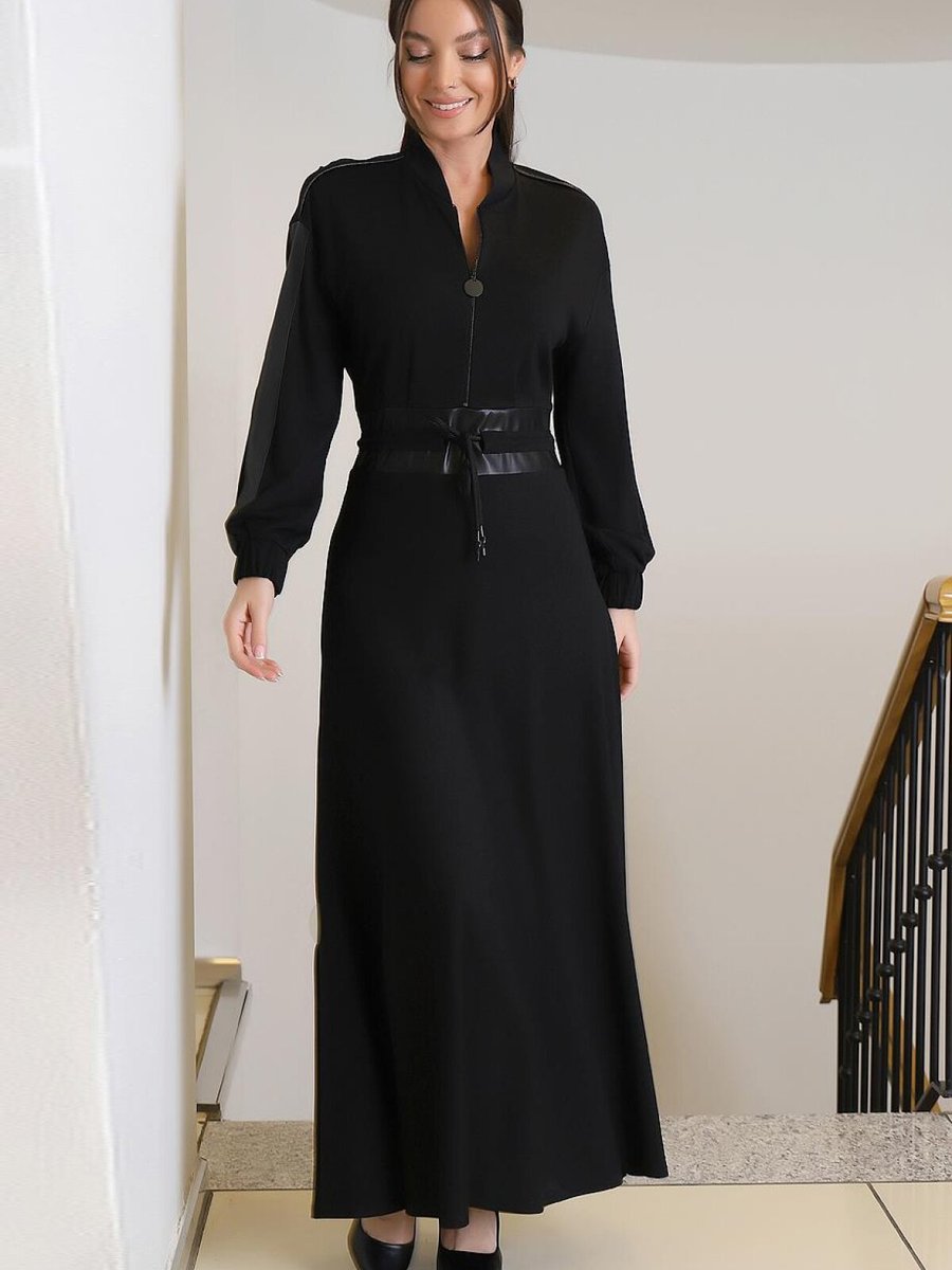 Hukka Siyah Deri Detaylı Belden Bağlamalı Uzun Elbise