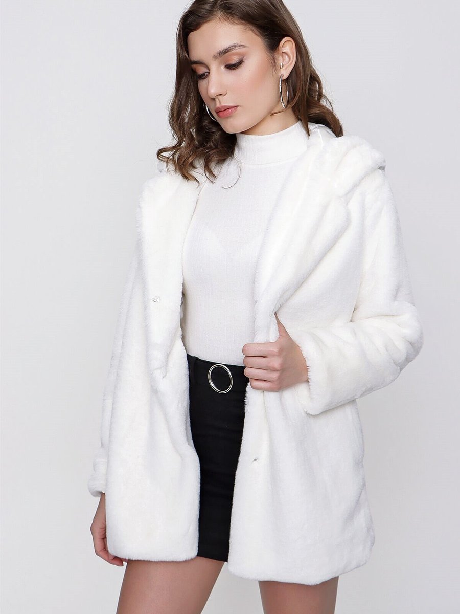 Butik Buruç Beyaz Rabit Kapüşonlu Pelüş Mont