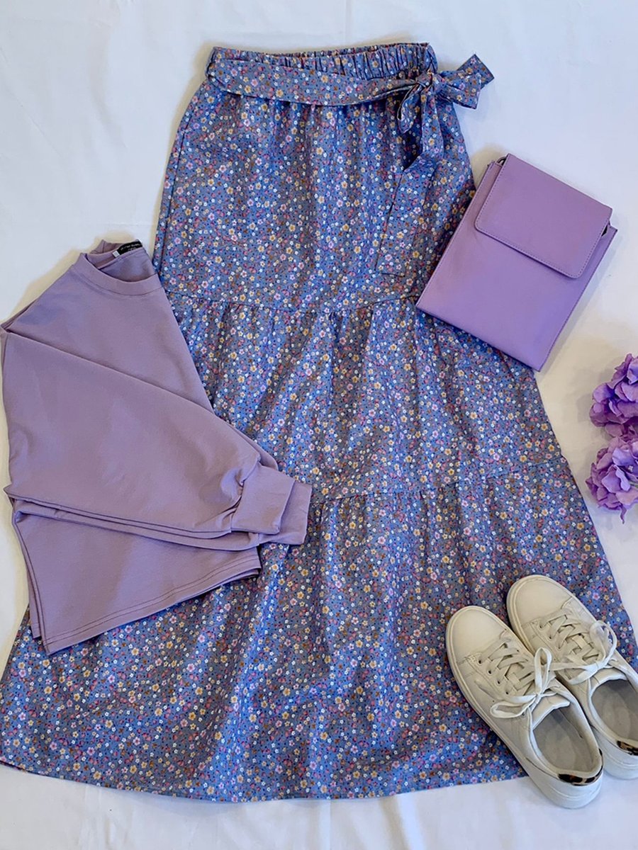 Ceylan Otantik Lila Crop & Mavi Küçük Çiçek Kat Kat Etek