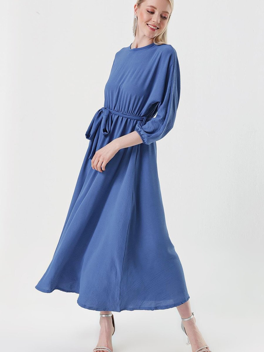 Butik Buruç İndigo Kuşaklı Ayrobin Elbise