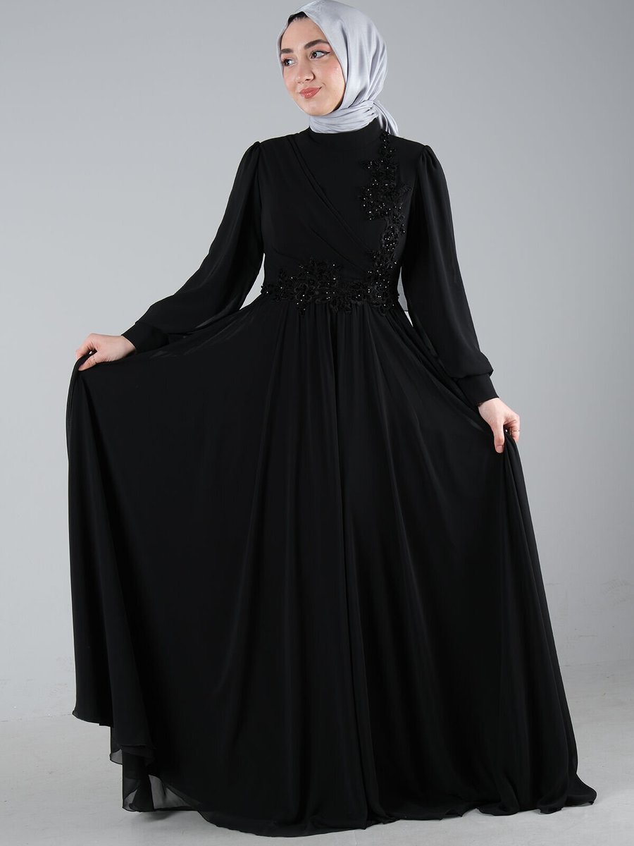 Ardanewline Siyah Üzeri Taş İşlemeli Şifon Abiye Elbise