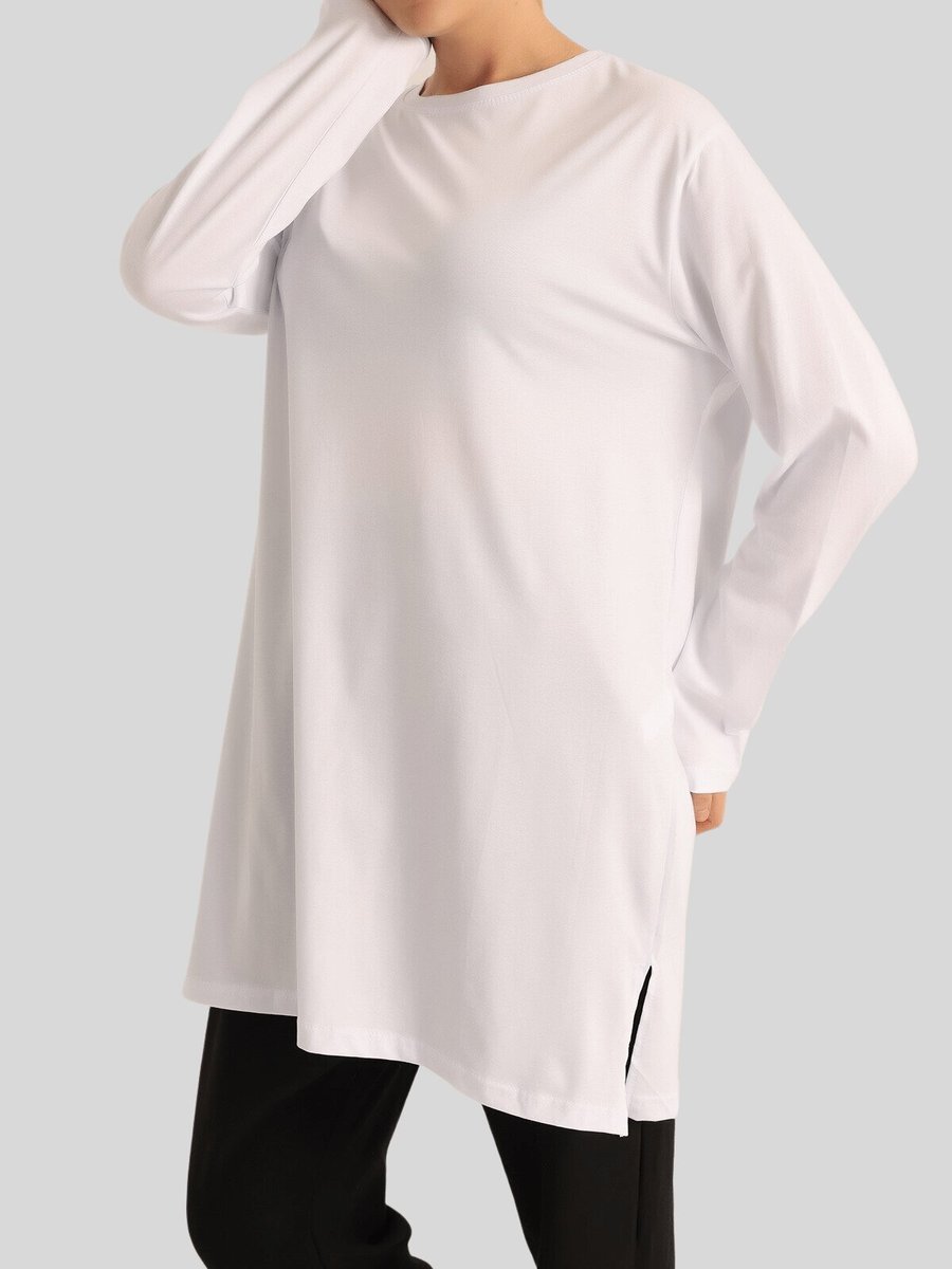 Butik Buruç Beyaz Yanları Yırtmaçlı Oversize Tunik