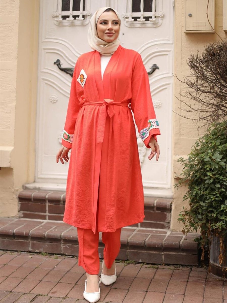 meqlife Pembe Marine Kuşaklı İşleme Detaylı Abaya