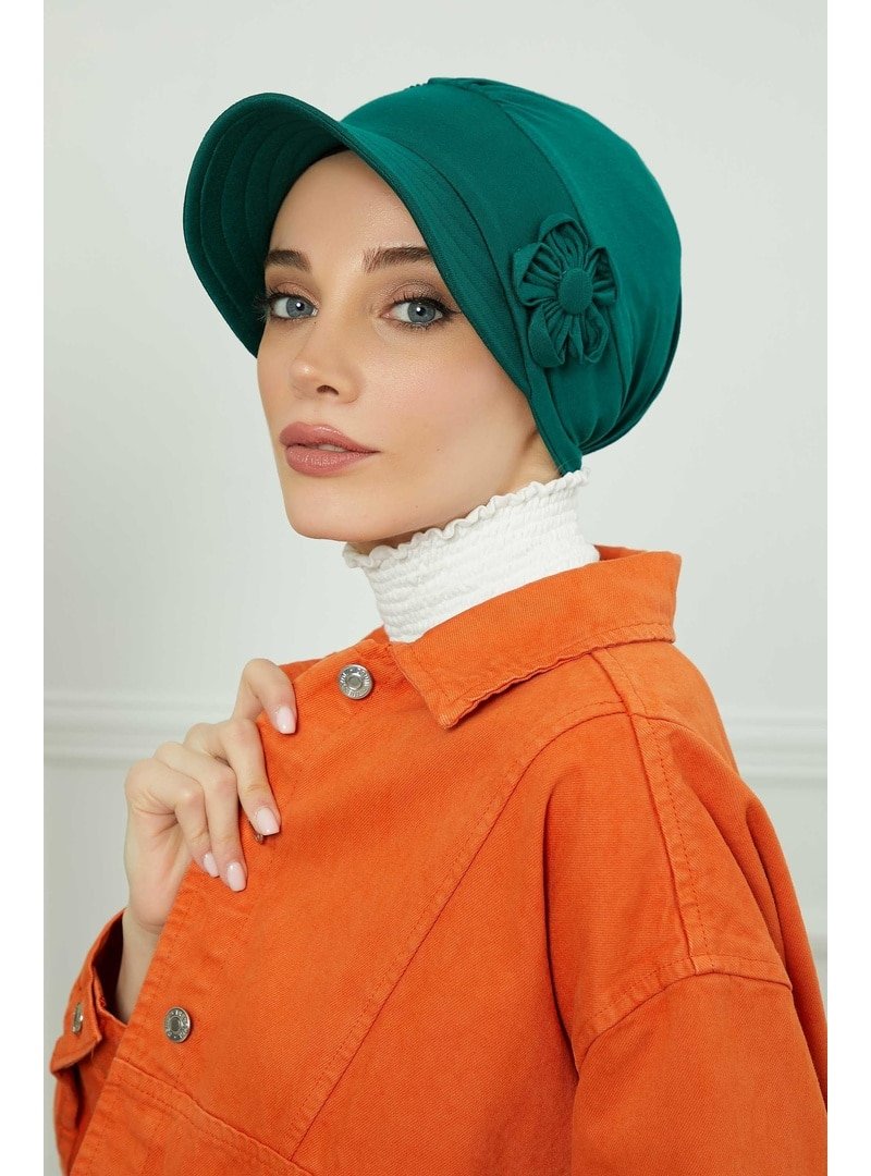 Aisha`s Design Koyu Yeşil Siperlikli Çiçek Aksesuarlı Şapka Bone,b