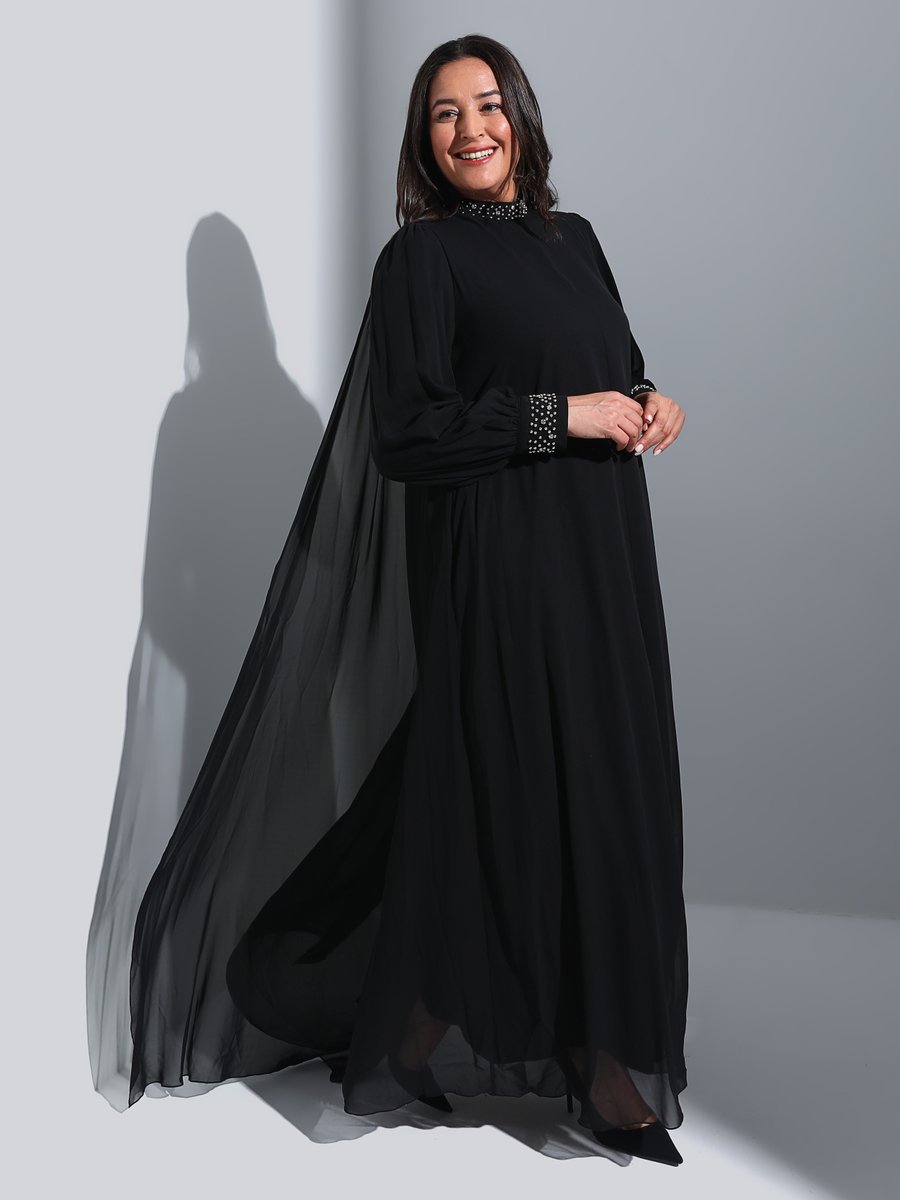 Alia Siyah Büyük Beden Pelerin Detaylı Şifon Abiye Elbise