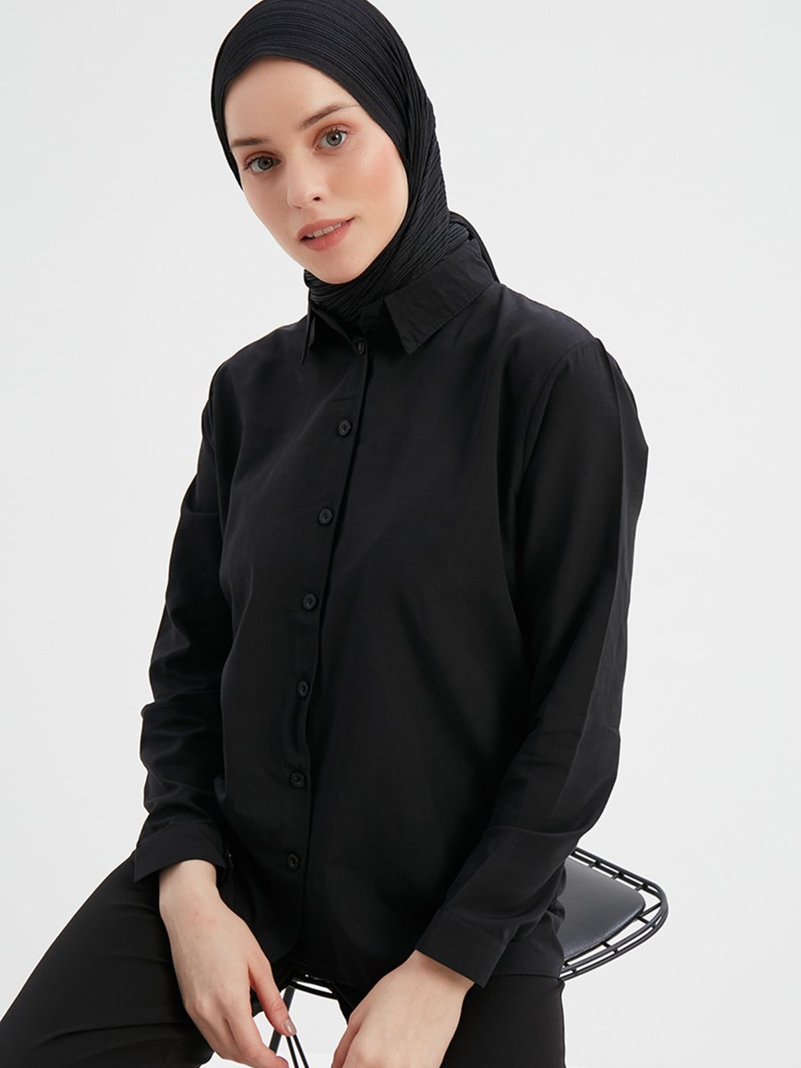 Womayy Siyah Boydan Düğmeli Ön Kısa Arka Uzun Basic Bluz Gömlek