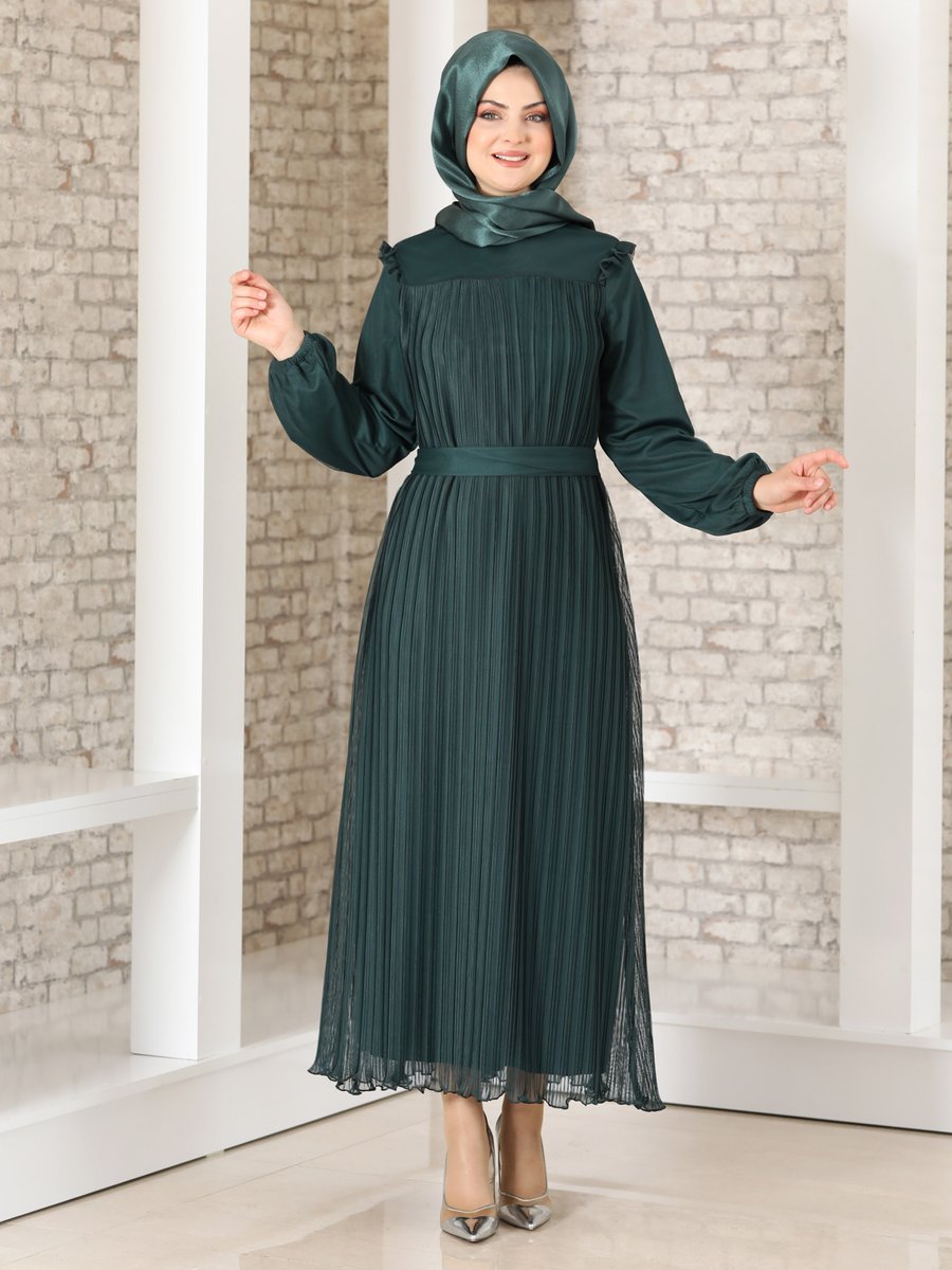 Fashion Showcase Design Zümrüt Yeşili Robalı Boydan Pliseli Lady Abiye Elbise