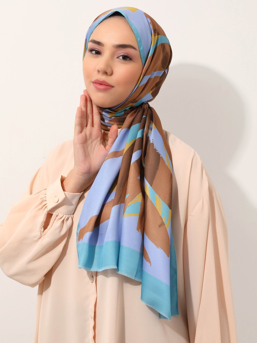 Tuva Çok Renkli Alice Desenli İpeksi Twill Şal