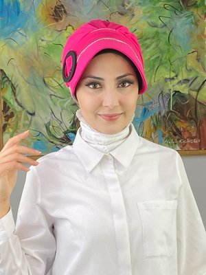 BUTİK AMBAR Pembe Nazlı Model Tokalı Küçük Sütlü Kahve Kazayaklı Şapka Şeker
