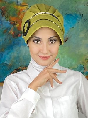 BUTİK AMBAR Fıstık Yeşili Nazlı Model Tokalı İnce Krem Zebra Desenli Şapka