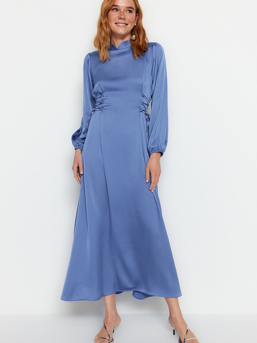 Trendyol Modest Mavi Beli Britli Saten Abiye Elbise