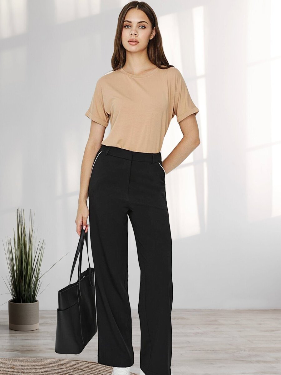 Select Moda Siyah Yanları Beyaz Biyeli Geniş Paça Pantolon