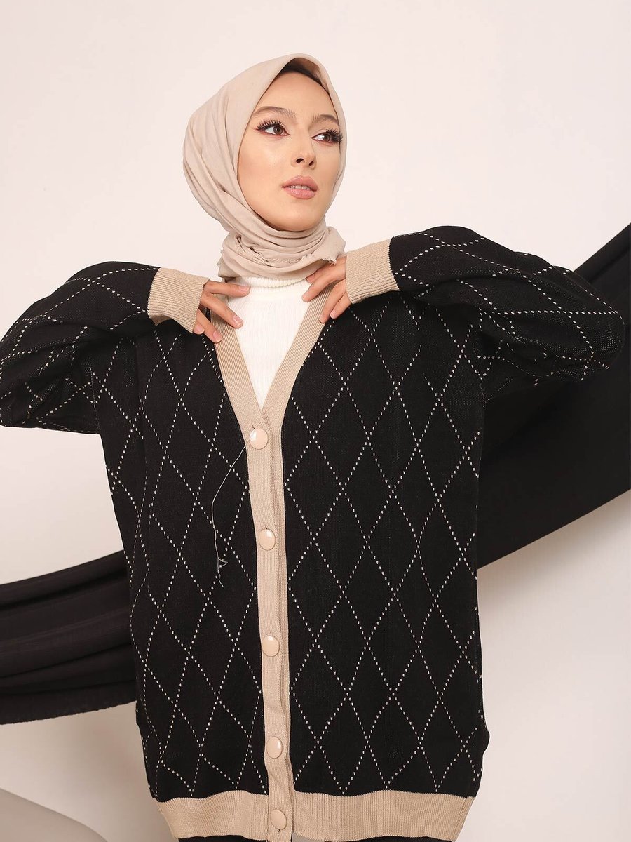 İmajbutik Siyah Modest Düğmeli Desenli Triko Hırka