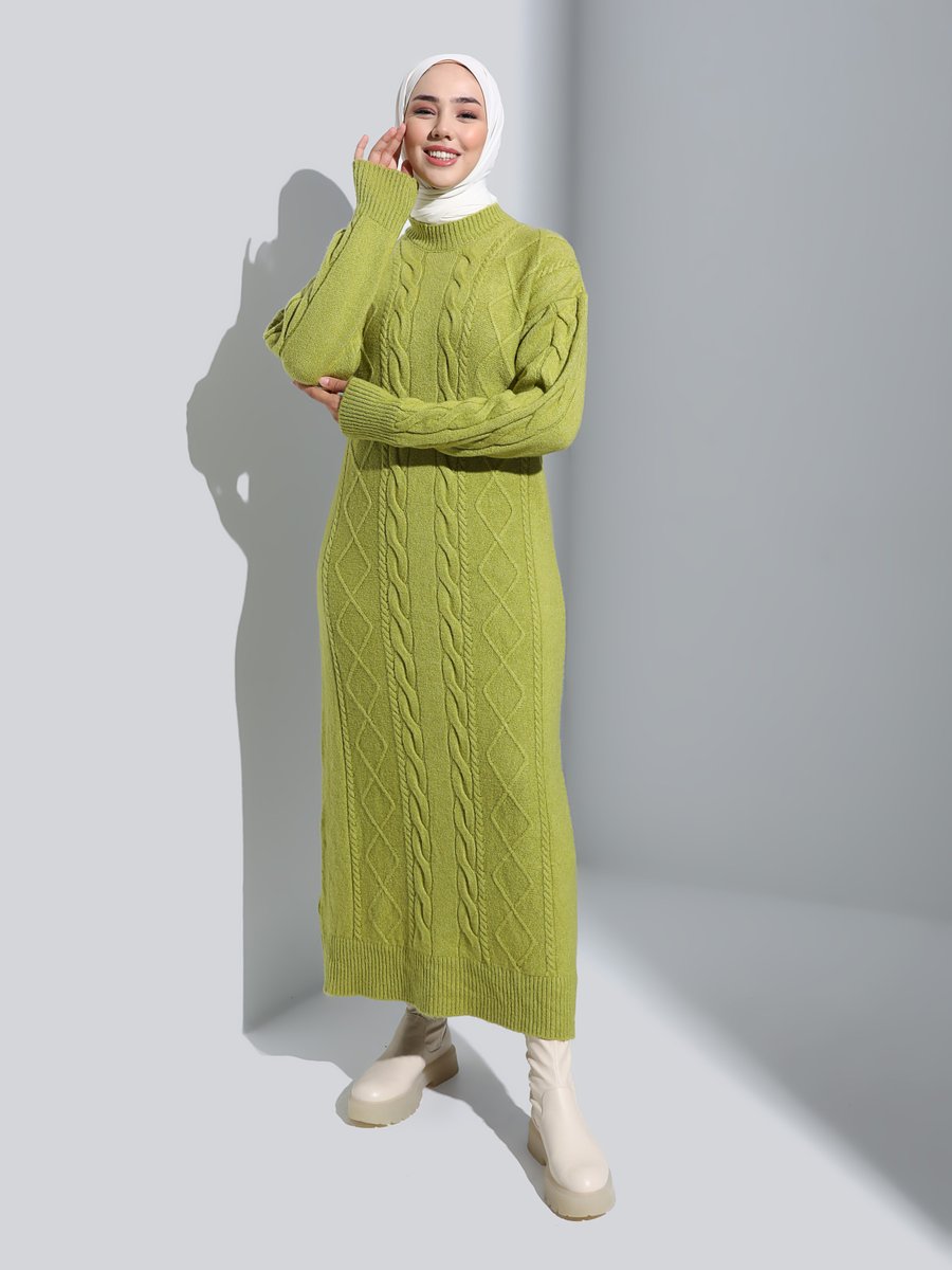 Refka Yağ Yeşili Örgü Desenli Yumuşak İplik Triko Elbise