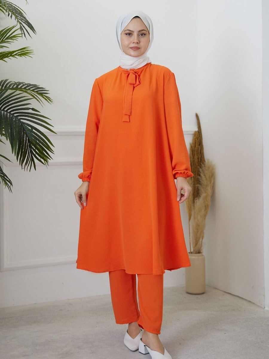 Spesniks Oranj Fularlı Patsız Takım