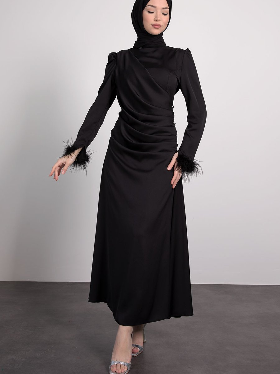 Lamia Giyim Önü Pilise Ve Düğme Detaylı Abiye Elbise Siyah