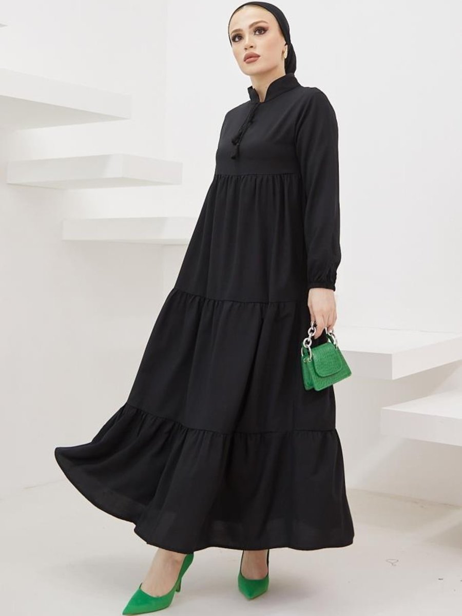 Benguen Yakası Bağcıklı Elbise Siyah