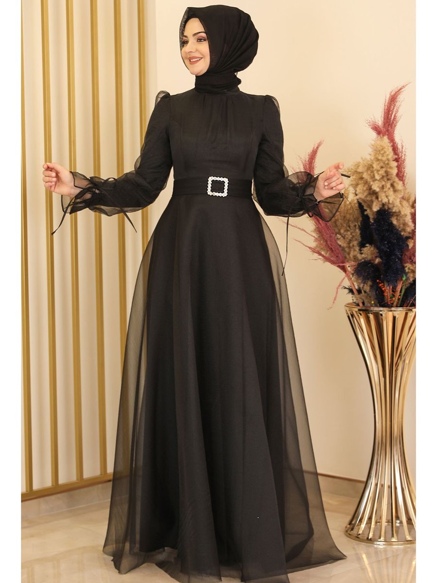 Fashion Showcase Design Siyah Selen Abiye Elbise