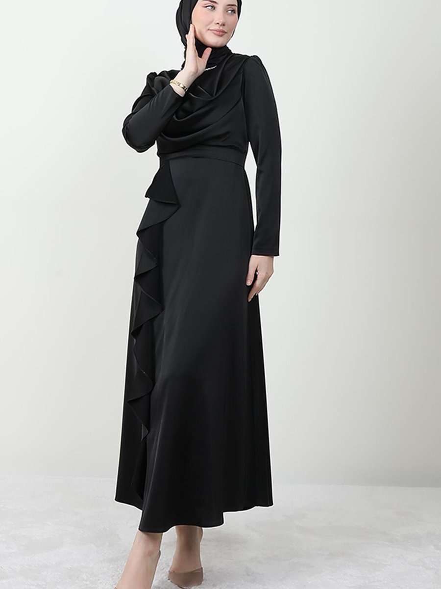 Giza Giyim Eteği Pelerinli Degaje Elbise Siyah