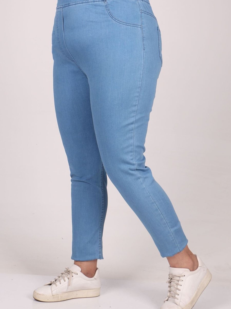 Moda Rosa Buz Mavi Büyük Beden Beli Lastikli Dar Paça Kot Pantolon