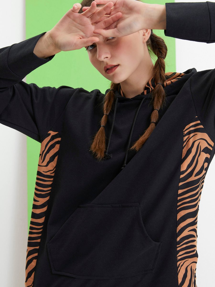 Mirach Zebra Detaylı Siyah Kapüşonlu Sweatshirt Tunik Spor Hoodie