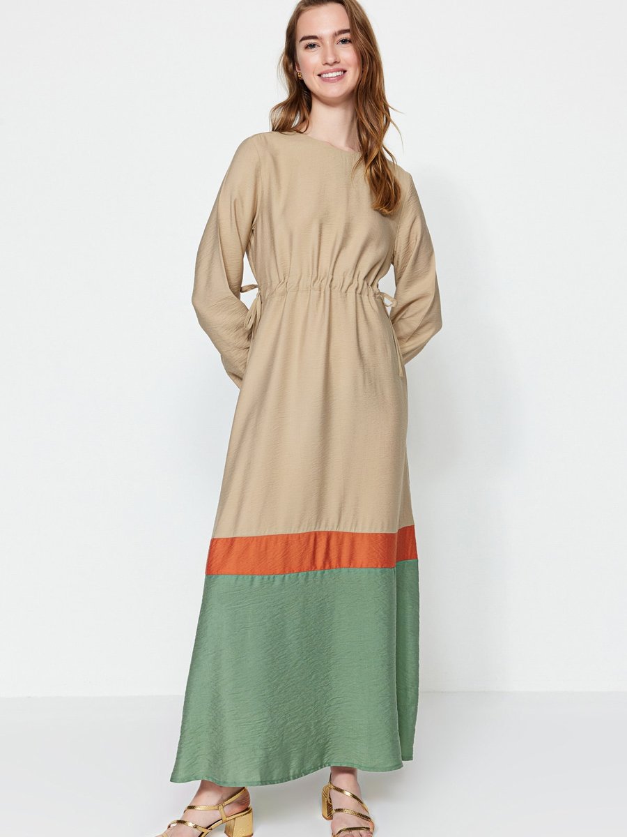 Trendyol Modest Vizon Renk Bloklu Beli Büzgü Detaylı Dokuma Elbise