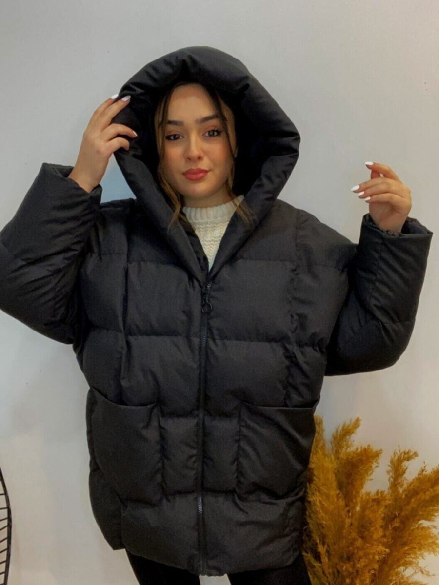 Ada Style Siyah Kapüşonlu Oversize Şişme Mont