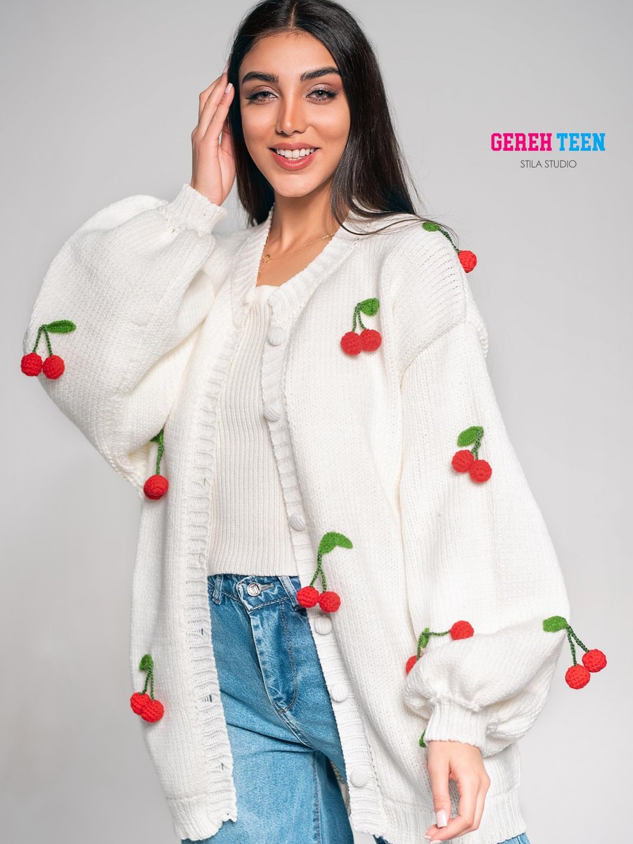 Gereh Style Beyaz Oversize Nakışlı Kirazlı Hırka / Kırmızı Vişne Desenli Ceket