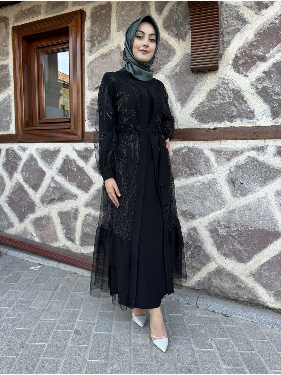 Sümeyra Siyah Pleli Abaya