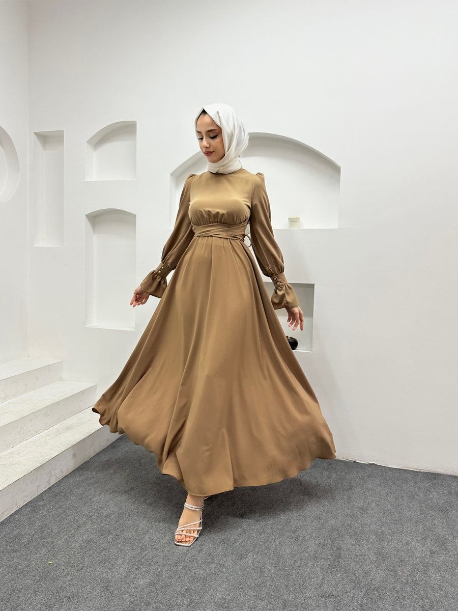 Aranlı Tekstil Nil Fırfır Manşetli Beli Kuşaklı Tesettür Elbise