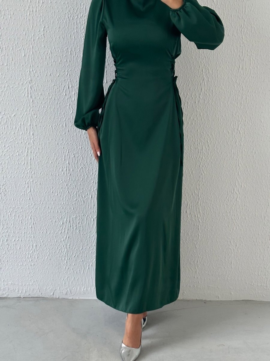 Leyuze Butik Ince Bel Tasarımı Belden Bağlama Yeşil Abiye Elbise