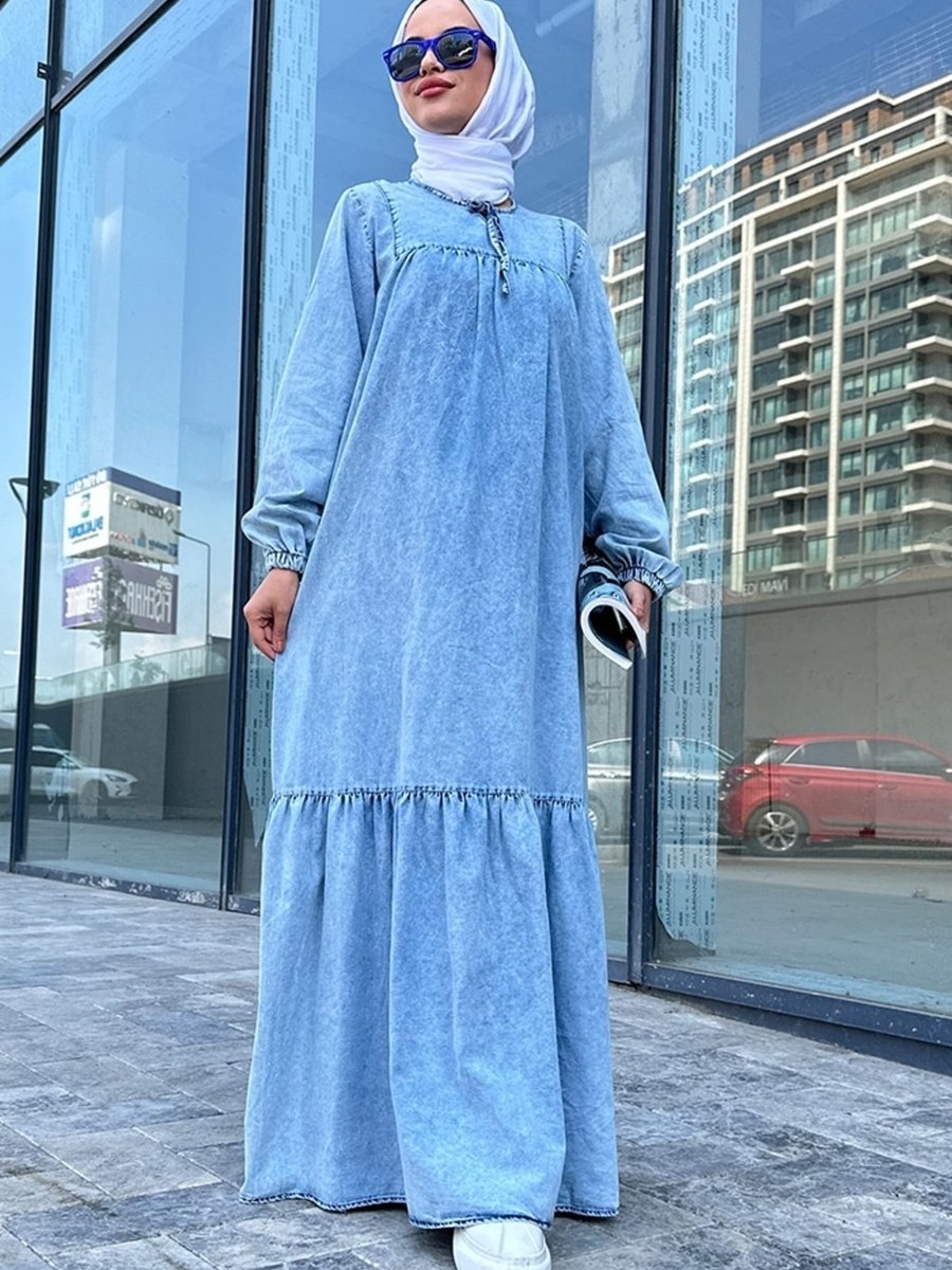 Bestenur Ünay Eteği Fırfırlı Kot Elbise Mavi