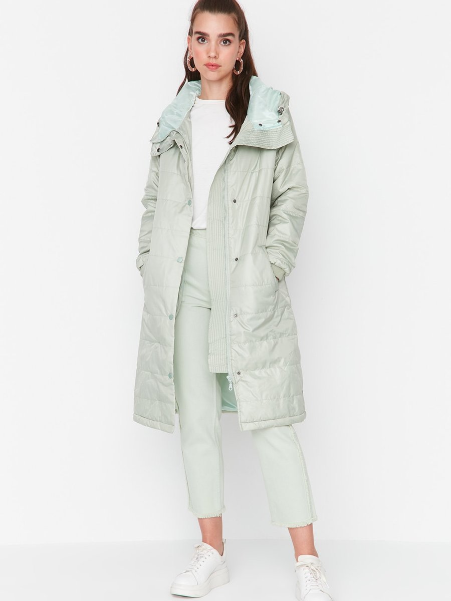 Trendyol Modest Mint Kapüşonlu Kapitone Uzun Mont