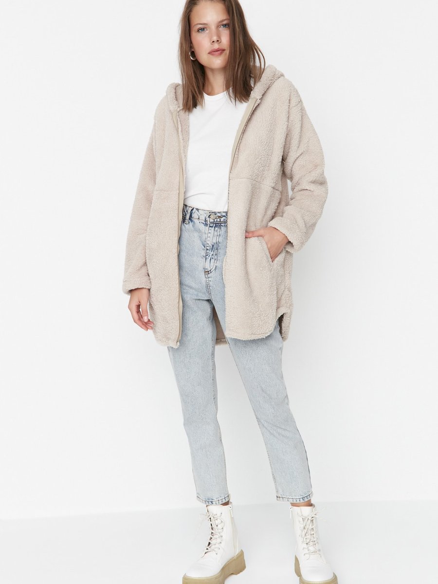 Trendyol Modest Taş Kapüşonlu Peluş Mont
