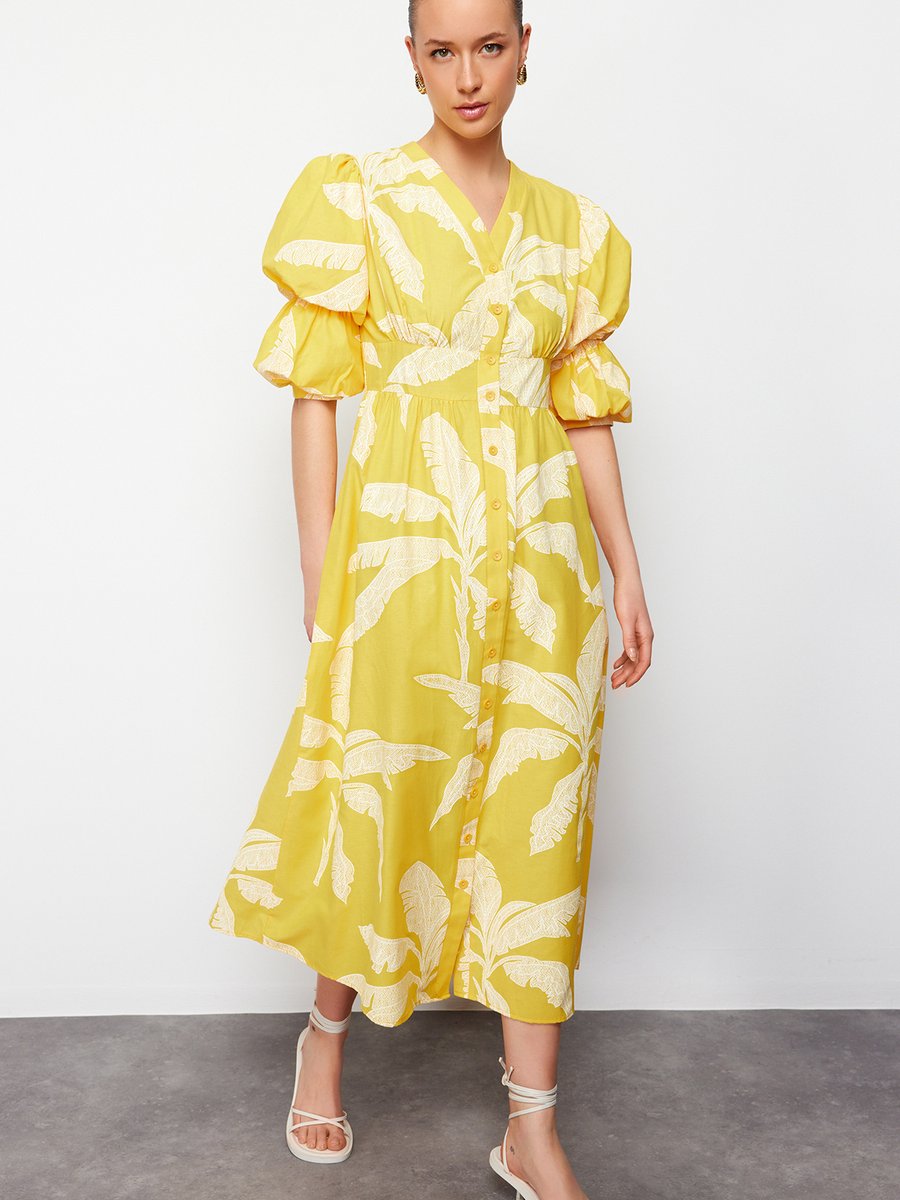 Trendyol Modest Sarı V Yaka Çiçek Desenli Yarım Balon Kollu Dokuma Gömlek Elbise