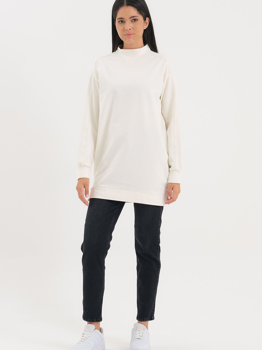 Gippe Collection Ekru Bisiklet Yaka Kol Detaylı Basic Örme Sweatshirt