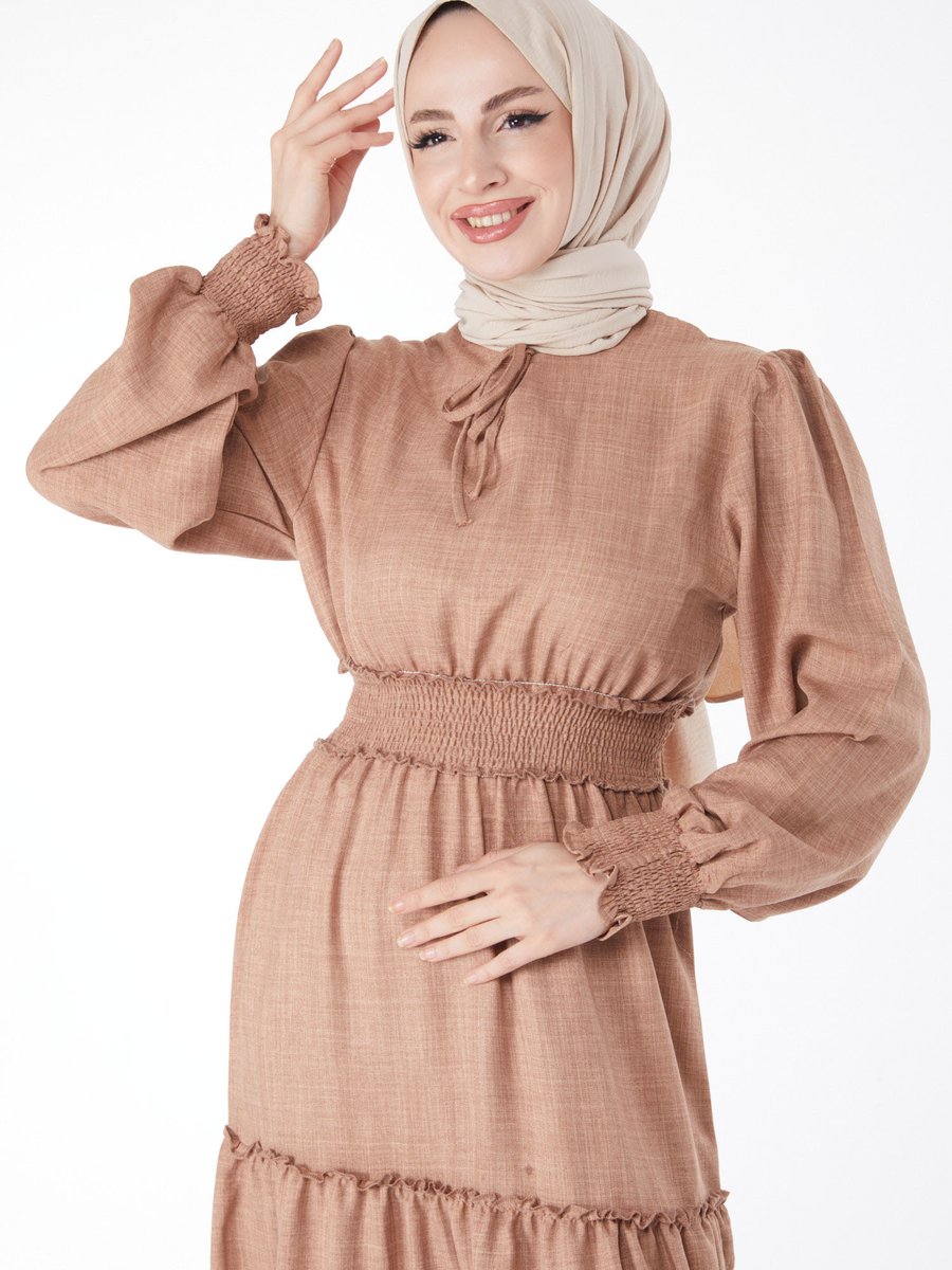 Tofisa Düz Bisiklet Yaka Vizon Gipe Detaylı Elbise Tofisa Düz Bisiklet Yaka Vizon Gipe Detaylı Elbise