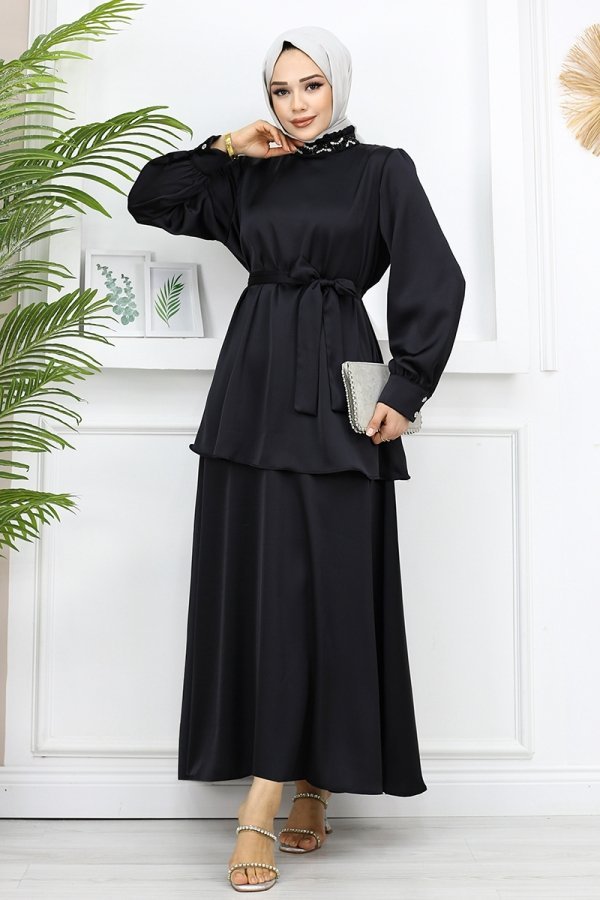 Moda Selvim Siyah Yakası Taşlı Etekli Takım