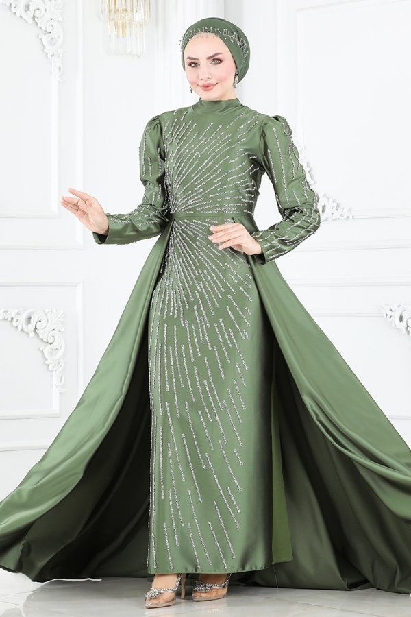 Moda Selvim Kına Yeşili Taş Detaylı Kuyruklu Abiye Elbise