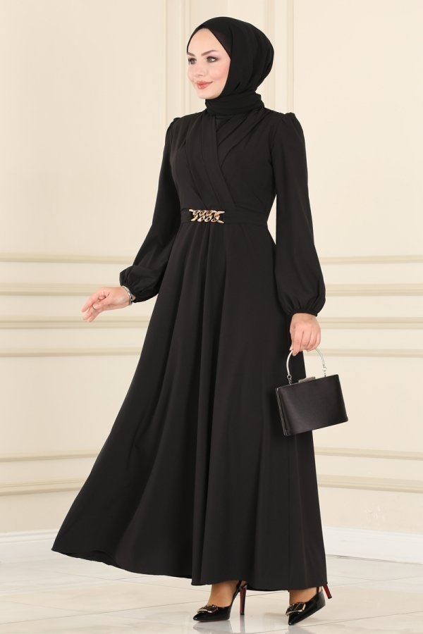 Moda Selvim Siyah Kemeri Zincirli Elbise
