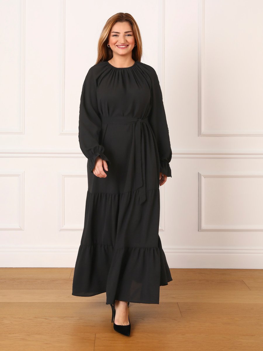 Alia Siyah Nakış Detaylı Büyük Beden Elbise